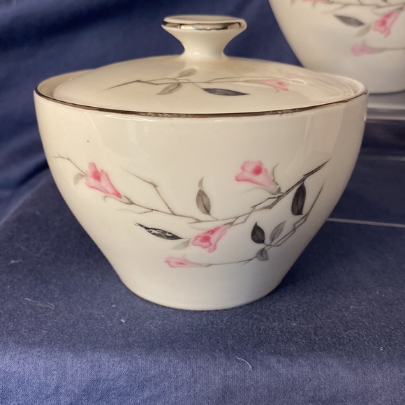 Vintage Cherry Blossom Fine 1067 ~ Cream & Sugar Bowl w/ Lid. ~ Japan - Picture 2 of 12